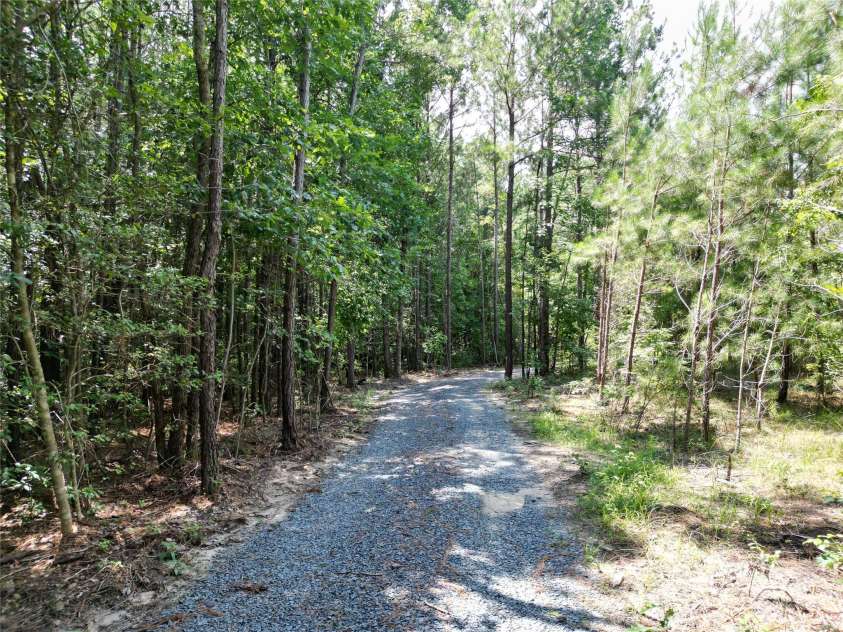 425 MARTIN Road, Wadesboro, NC 28170.  MLS# CAR4280277, YatesRealty ID 27608. 