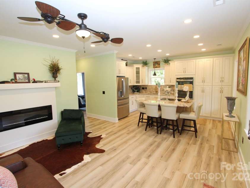 425 MARTIN Road, Wadesboro, NC 28170.  MLS# CAR4280277, YatesRealty ID 27608. 