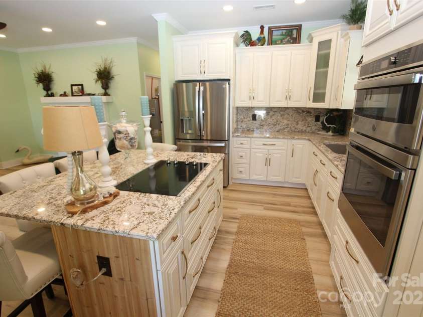 425 MARTIN Road, Wadesboro, NC 28170.  MLS# CAR4280277, YatesRealty ID 27608. 