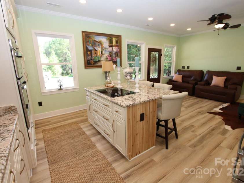 425 MARTIN Road, Wadesboro, NC 28170.  MLS# CAR4280277, YatesRealty ID 27608. 