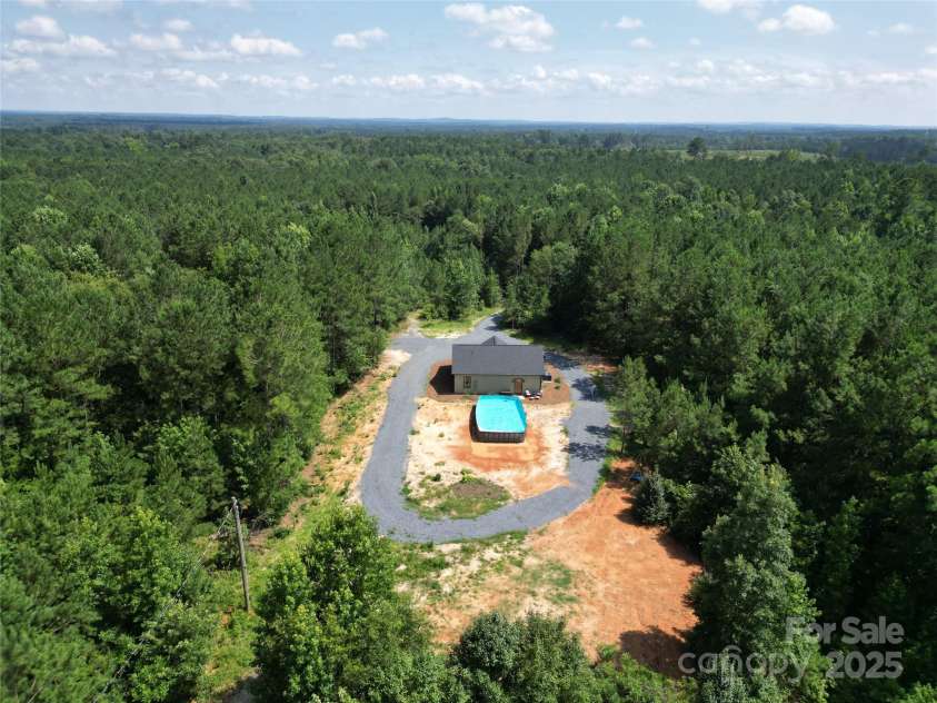 425 MARTIN Road, Wadesboro, NC 28170.  MLS# CAR4280277, YatesRealty ID 27608. 