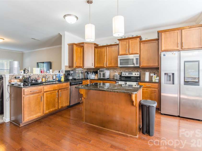 383 Battery Circle, Clover, SC 29710.  MLS# CAR4382483, YatesRealty ID 27609. 