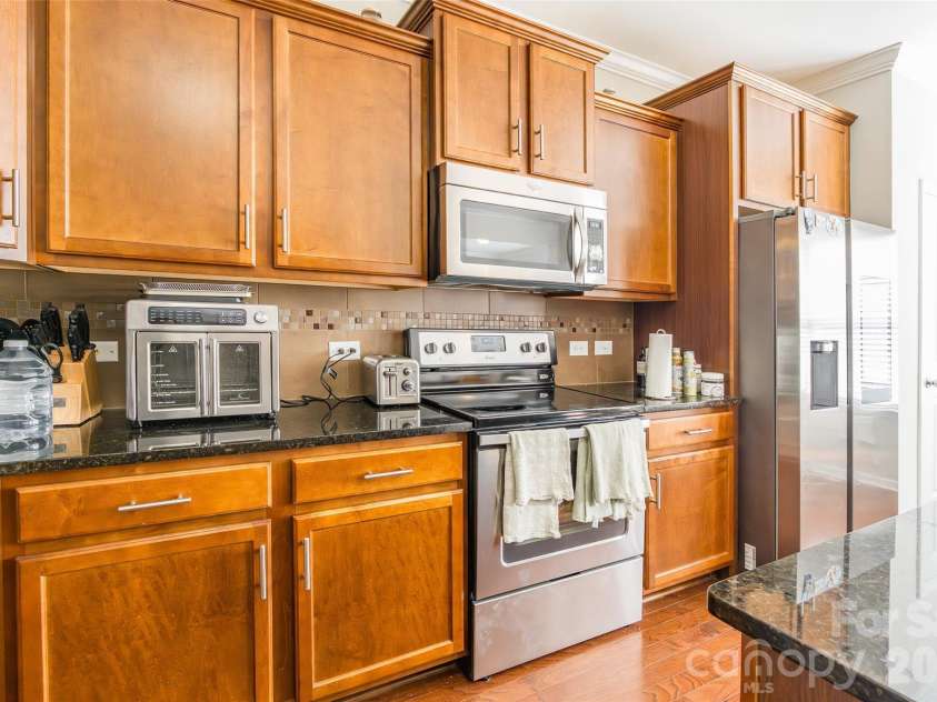 383 Battery Circle, Clover, SC 29710.  MLS# CAR4382483, YatesRealty ID 27609. 