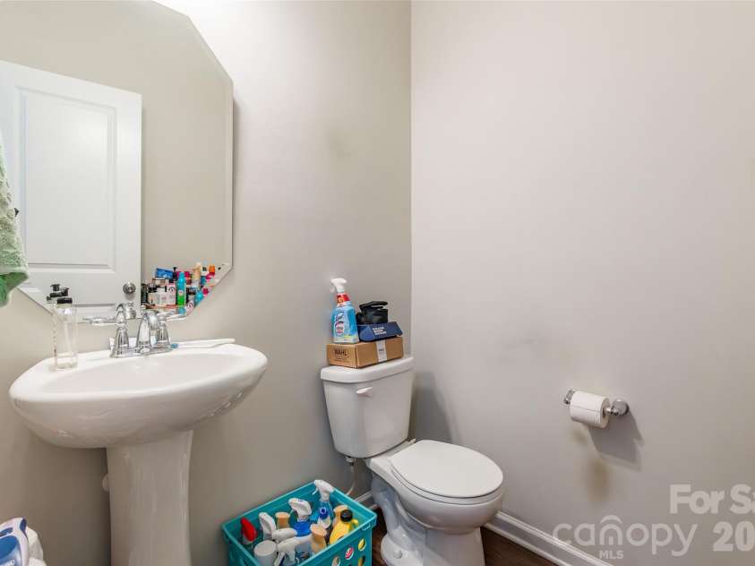 383 Battery Circle, Clover, SC 29710.  MLS# CAR4382483, YatesRealty ID 27609. 