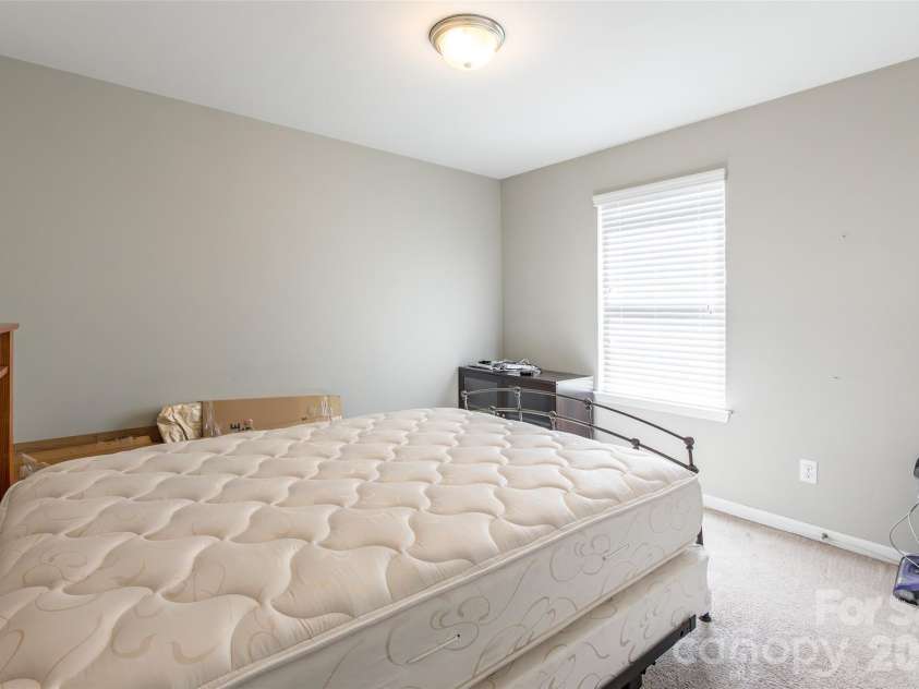 383 Battery Circle, Clover, SC 29710.  MLS# CAR4382483, YatesRealty ID 27609. 