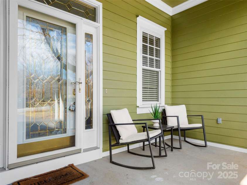 44 Chip Shot Court, Mills River, NC 28759.  MLS# CAR4252538, YatesRealty ID 27610. 