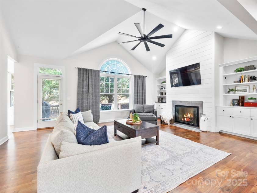 44 Chip Shot Court, Mills River, NC 28759.  MLS# CAR4252538, YatesRealty ID 27610. 