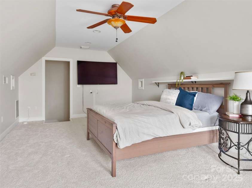 44 Chip Shot Court, Mills River, NC 28759.  MLS# CAR4252538, YatesRealty ID 27610. 