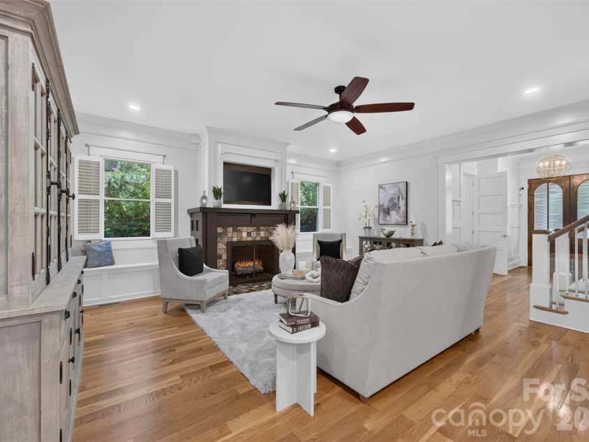 137 Brockton Lane, Mooresville, NC 28117.  MLS# CAR4361731, YatesRealty ID 27611. 