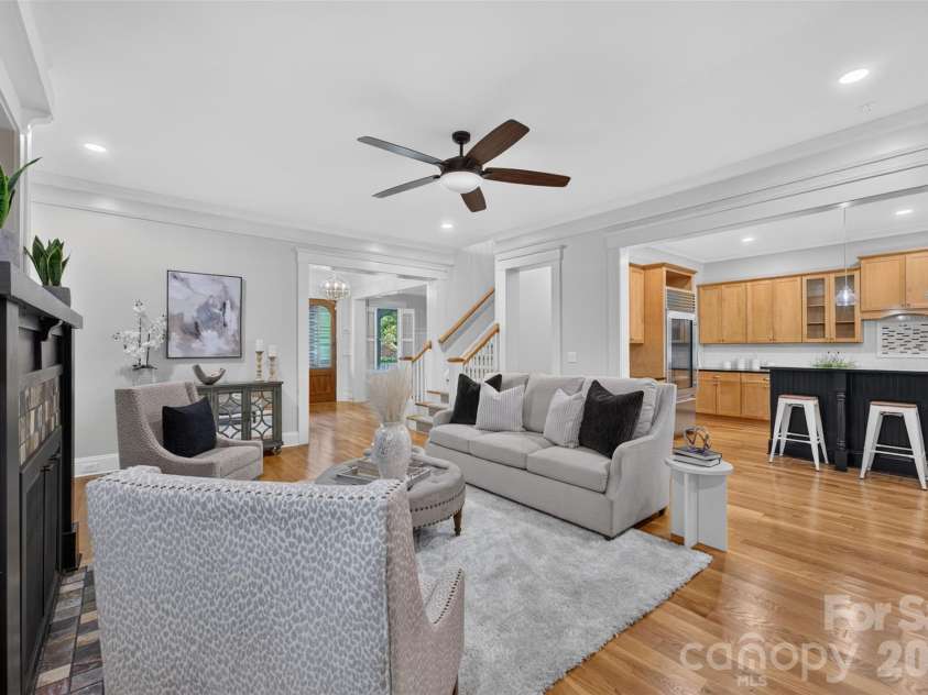137 Brockton Lane, Mooresville, NC 28117.  MLS# CAR4361731, YatesRealty ID 27611. 