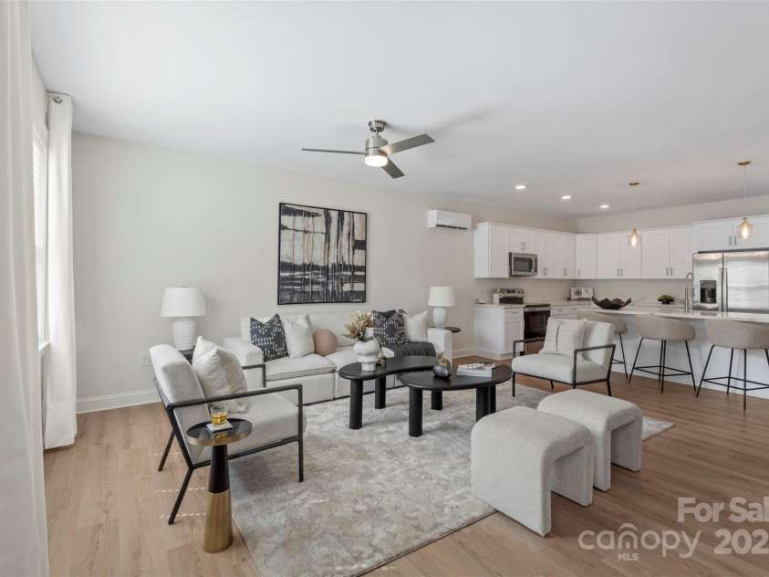 1120 Wonder Way, Charlotte, NC 28208.  MLS# CAR4307855, YatesRealty ID 27613. 