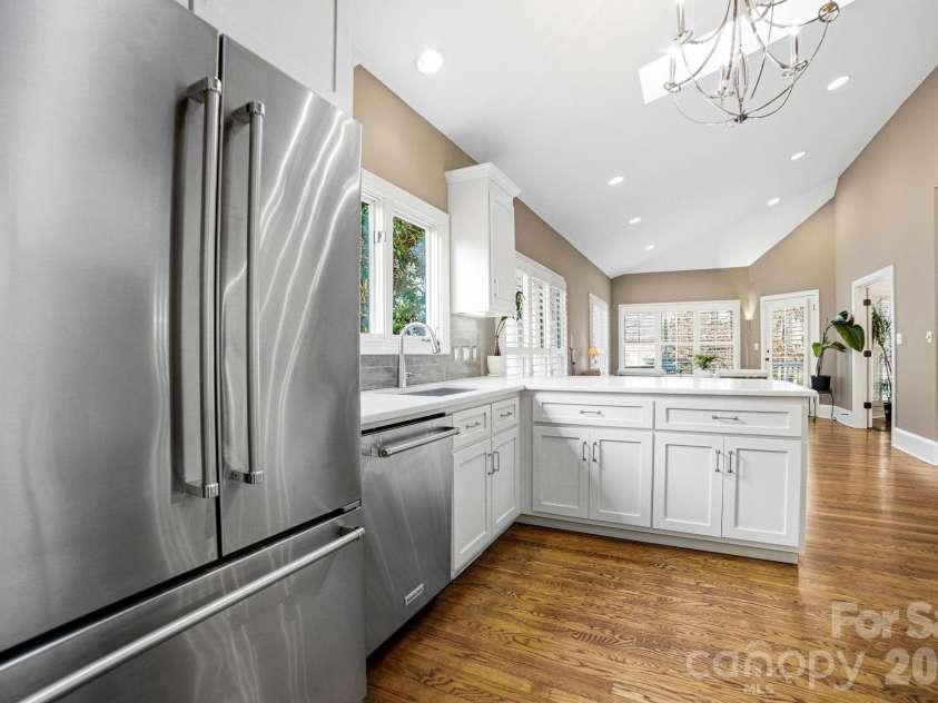 17206 Players Ridge Drive, Cornelius, NC 28031.  MLS# CAR4353041, YatesRealty ID 27614. 
