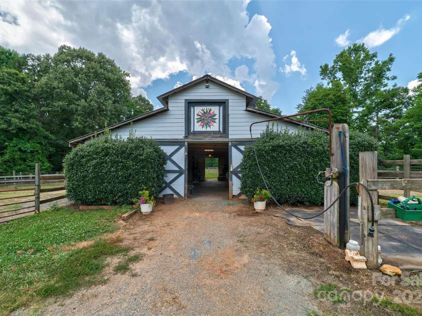7411 Davis Road, Waxhaw, NC 28173.  MLS# CAR4278062, YatesRealty ID 27614. 
