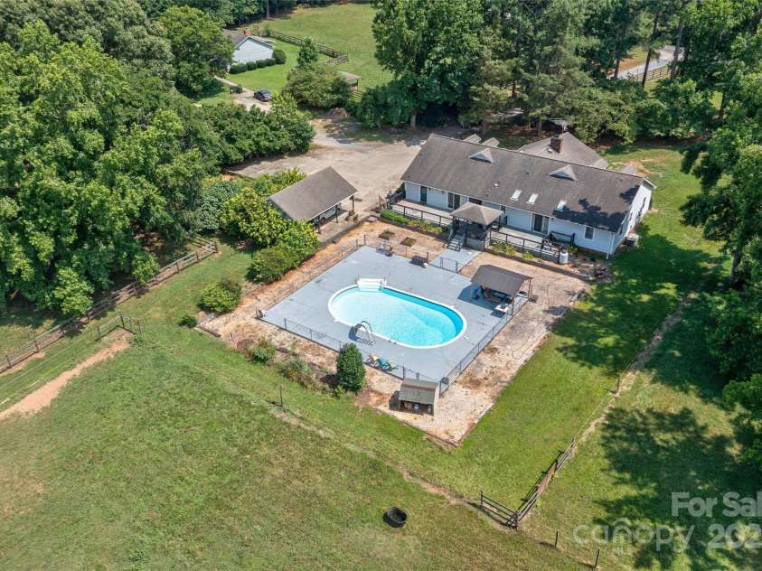 7411 Davis Road, Waxhaw, NC 28173.  MLS# CAR4278062, YatesRealty ID 27614. 