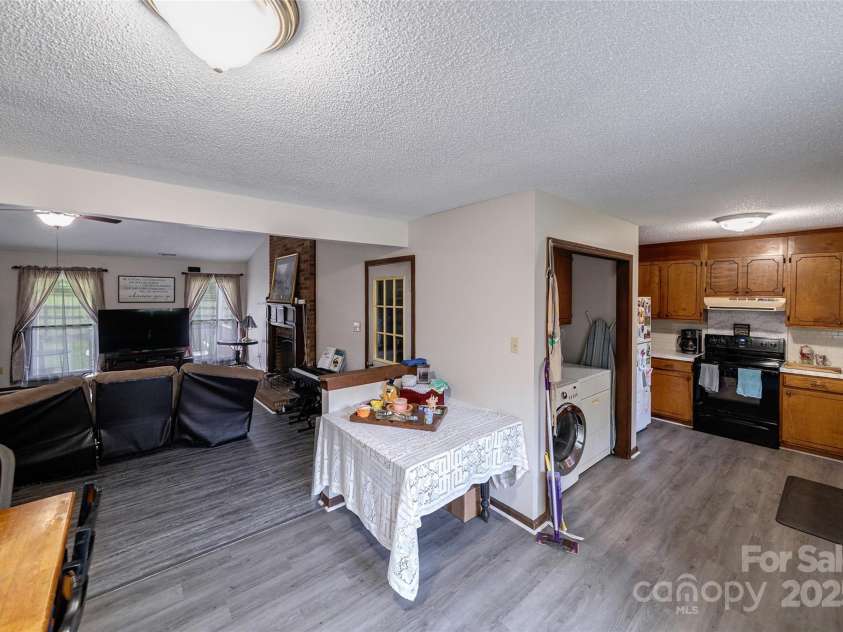 7411 Davis Road, Waxhaw, NC 28173.  MLS# CAR4278062, YatesRealty ID 27614. GUEST/RENTAL HOUSE