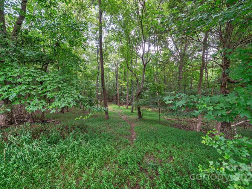 7411 Davis Road, Waxhaw, NC 28173.  MLS# CAR4278062, YatesRealty ID 27614. PERIMETER TRAIL