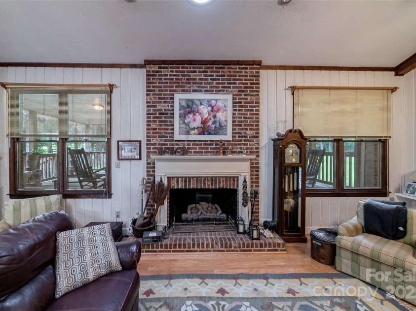 7411 Davis Road, Waxhaw, NC 28173.  MLS# CAR4278062, YatesRealty ID 27614. PROPANE FIREPLACE