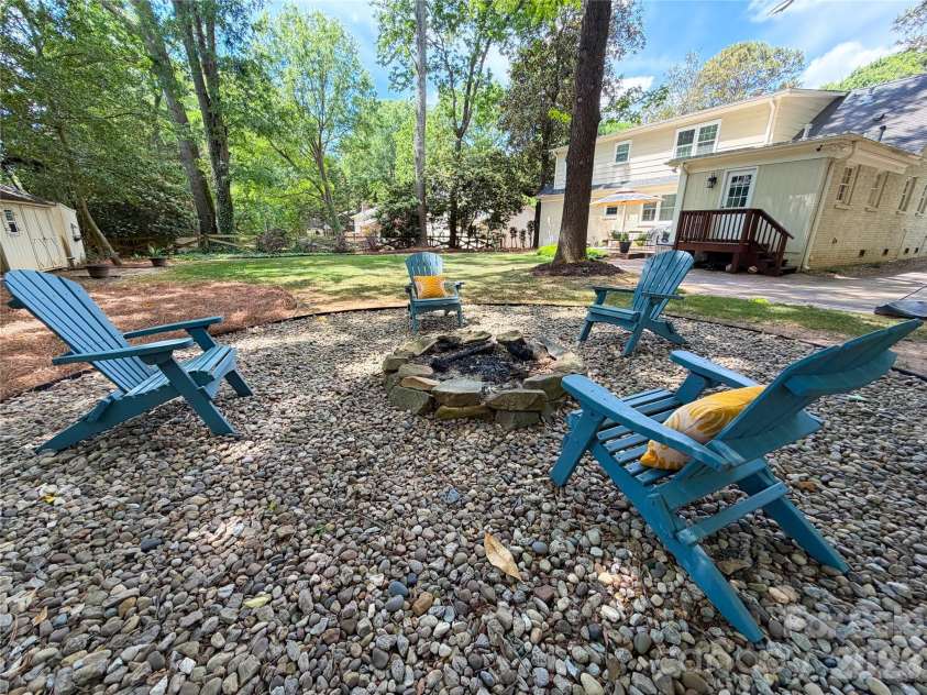 3331 Champaign Street, Charlotte, NC 28210.  MLS# CAR4377876, YatesRealty ID 27615. 