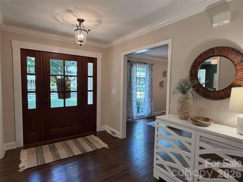 3331 Champaign Street, Charlotte, NC 28210.  MLS# CAR4377876, YatesRealty ID 27615. 