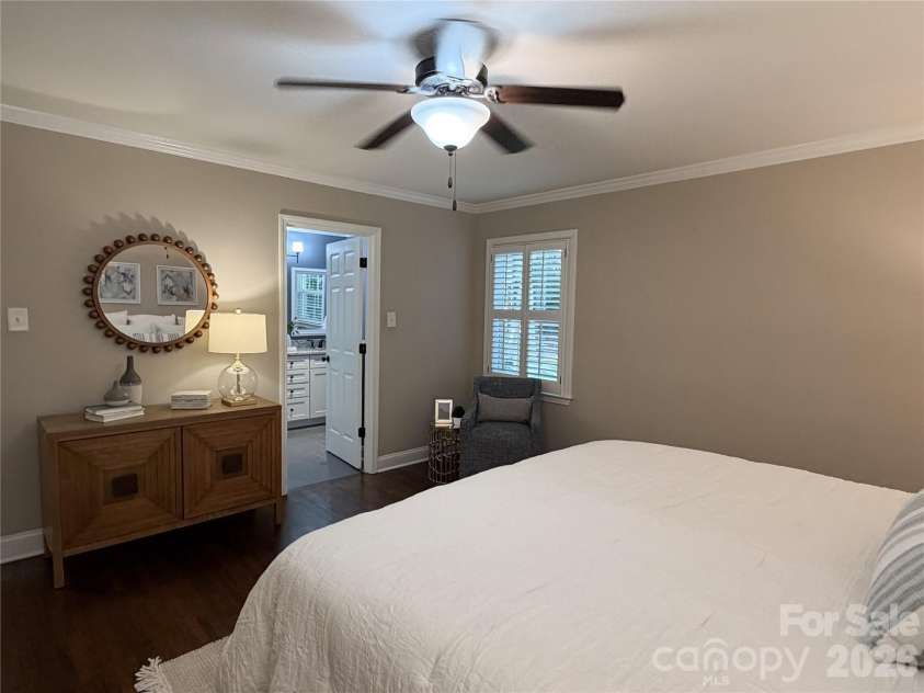 3331 Champaign Street, Charlotte, NC 28210.  MLS# CAR4377876, YatesRealty ID 27615. 