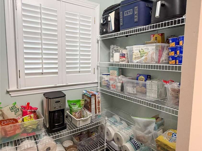 3331 Champaign Street, Charlotte, NC 28210.  MLS# CAR4377876, YatesRealty ID 27615. Walk-In Pantry