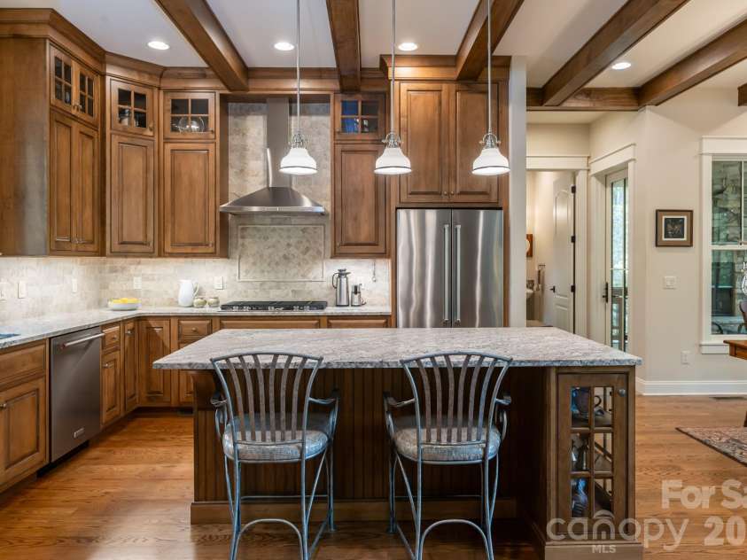 587 Autumn Sky Drive, Hendersonville, NC 28792.  MLS# CAR4364396, YatesRealty ID 27616. 