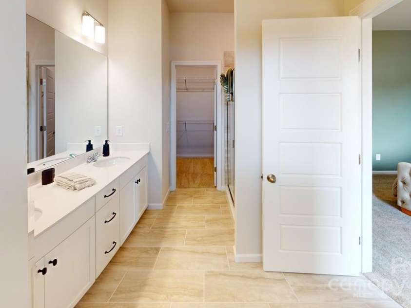 11021 Warfield Avenue, Huntersville, NC 28078.  MLS# CAR4275131, YatesRealty ID 27618. 