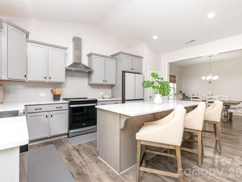 948 Scotch Meadows Loop, Monroe, NC 28110.  MLS# CAR4278978, YatesRealty ID 27619. 