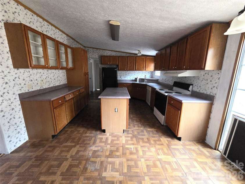 135 Halls Mountain Lane, Boomer, NC 28649.  MLS# CAR4334459, YatesRealty ID 2762. 