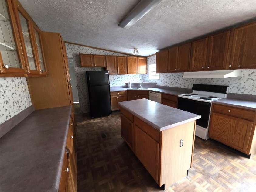 135 Halls Mountain Lane, Boomer, NC 28649.  MLS# CAR4334459, YatesRealty ID 2762. 