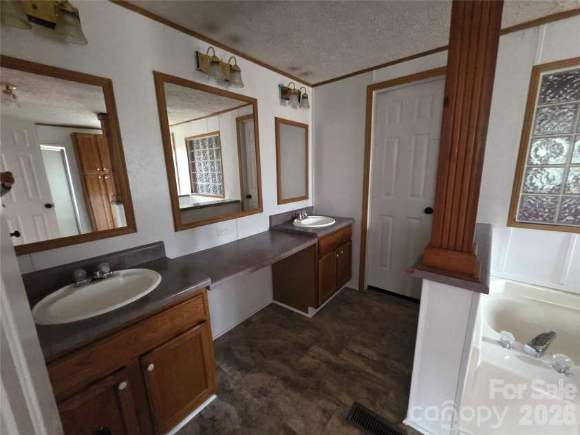 135 Halls Mountain Lane, Boomer, NC 28649.  MLS# CAR4334459, YatesRealty ID 2762. 