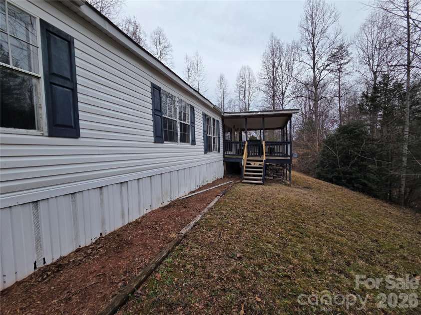 135 Halls Mountain Lane, Boomer, NC 28649.  MLS# CAR4334459, YatesRealty ID 2762. 