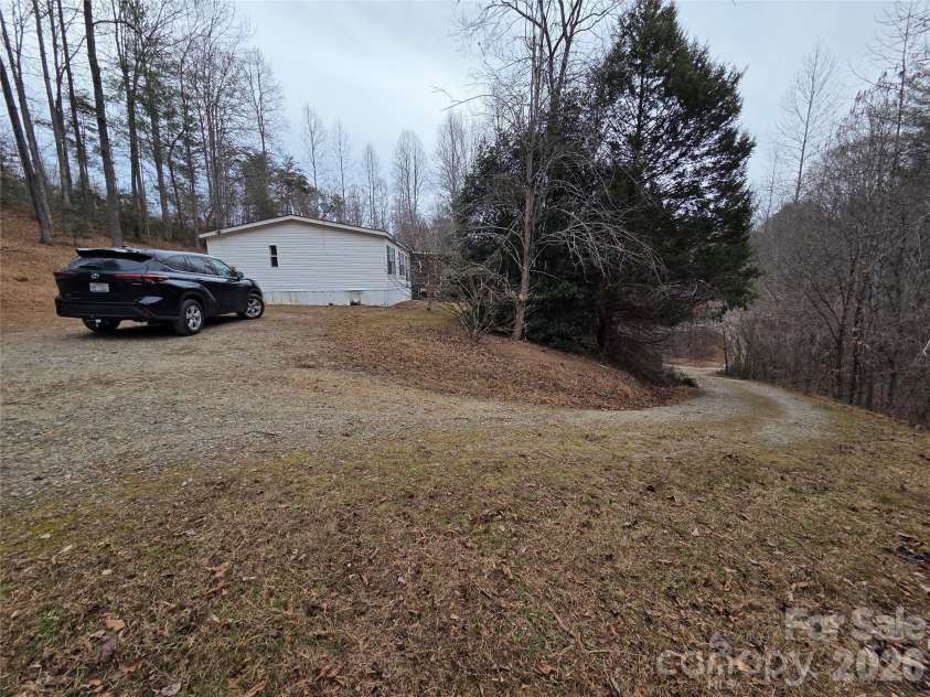135 Halls Mountain Lane, Boomer, NC 28649.  MLS# CAR4334459, YatesRealty ID 2762. 