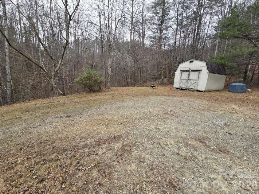 135 Halls Mountain Lane, Boomer, NC 28649.  MLS# CAR4334459, YatesRealty ID 2762. 