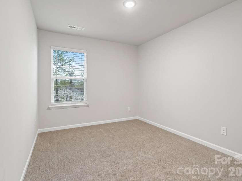 4747 Muskogee Drive, Charlotte, NC 28212.  MLS# CAR4343104, YatesRealty ID 2762. 