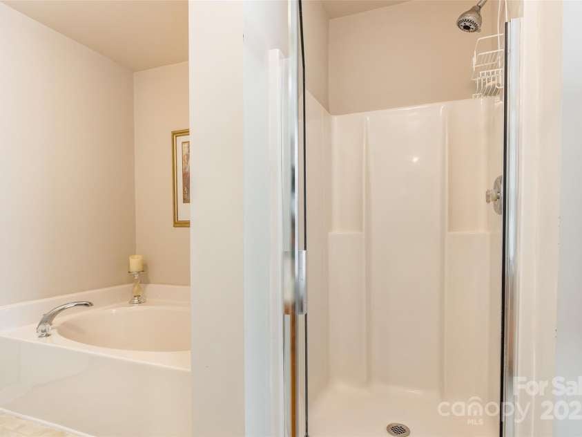 11023 Heritage Green Drive, Cornelius, NC 28031.  MLS# CAR4280269, YatesRealty ID 27621. 