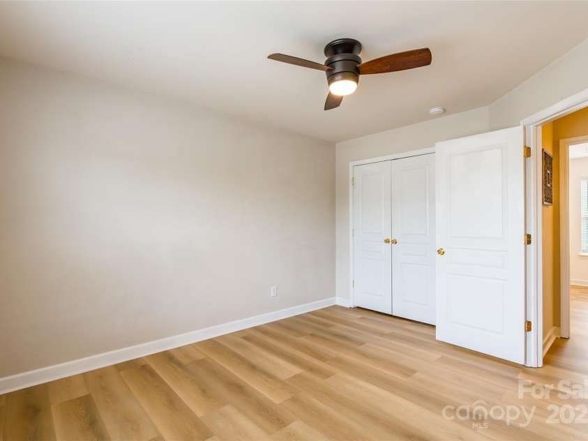 11023 Heritage Green Drive, Cornelius, NC 28031.  MLS# CAR4280269, YatesRealty ID 27621. 