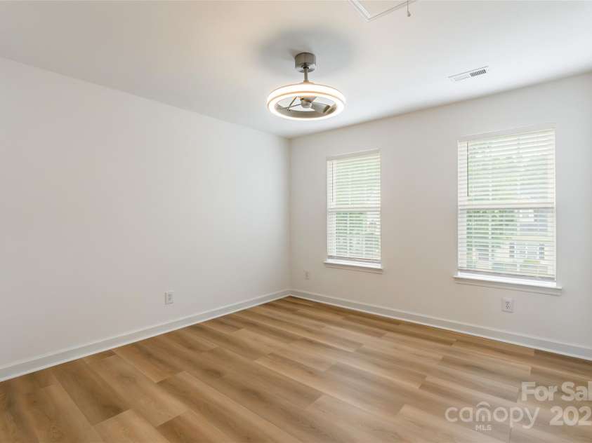 11023 Heritage Green Drive, Cornelius, NC 28031.  MLS# CAR4280269, YatesRealty ID 27621. 