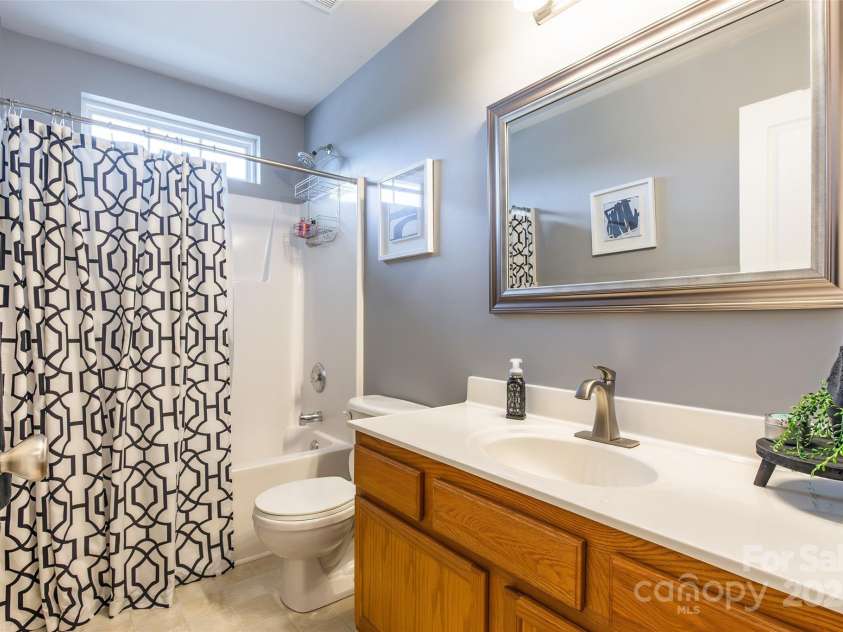 11023 Heritage Green Drive, Cornelius, NC 28031.  MLS# CAR4280269, YatesRealty ID 27621. 