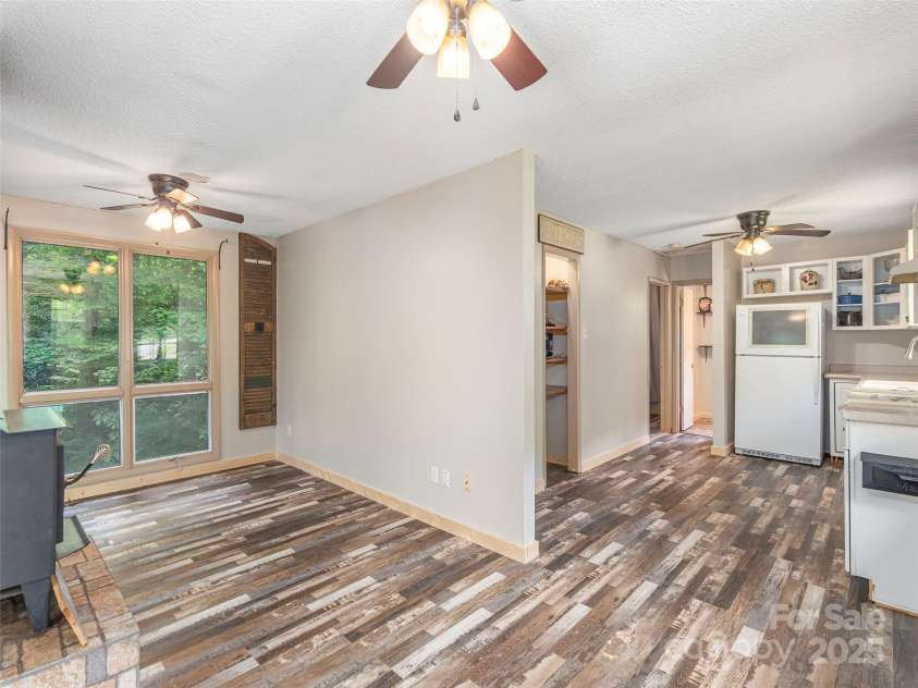 1131 Laurel Branch Road, Waynesville, NC 28785.  MLS# CAR4270498, YatesRealty ID 27622. 