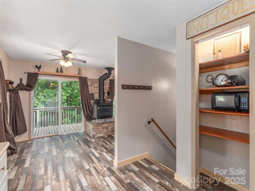 1131 Laurel Branch Road, Waynesville, NC 28785.  MLS# CAR4270498, YatesRealty ID 27622. 