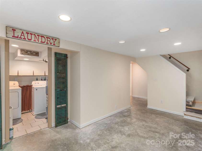 1131 Laurel Branch Road, Waynesville, NC 28785.  MLS# CAR4270498, YatesRealty ID 27622. 