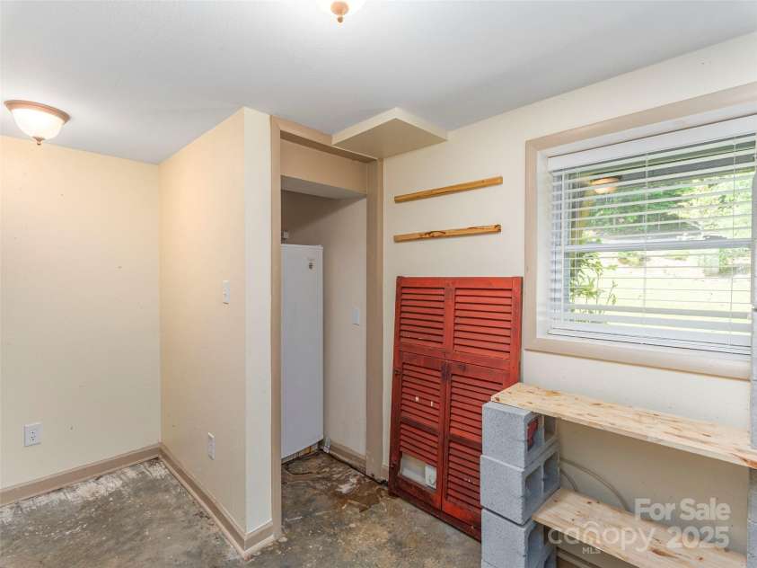 1131 Laurel Branch Road, Waynesville, NC 28785.  MLS# CAR4270498, YatesRealty ID 27622. 