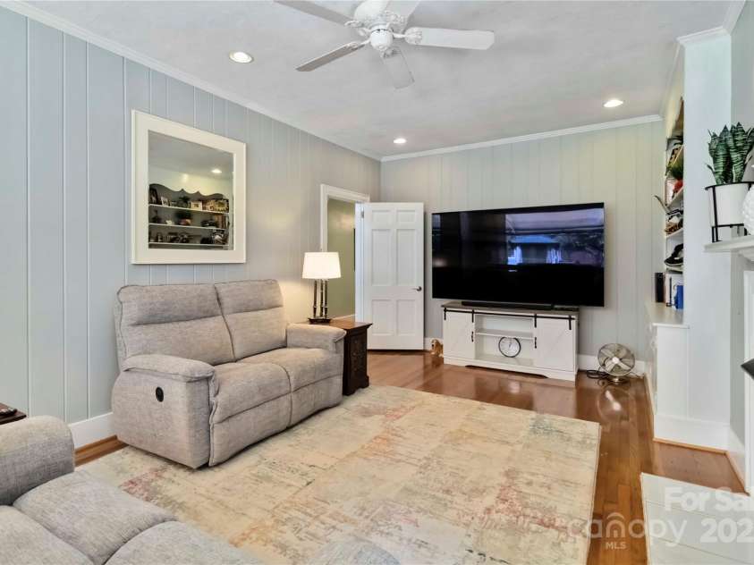 12 Bratton Avenue, York, SC 29745.  MLS# CAR4282517, YatesRealty ID 27623. 