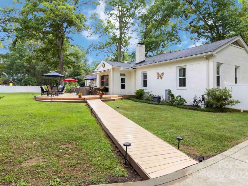 12 Bratton Avenue, York, SC 29745.  MLS# CAR4282517, YatesRealty ID 27623. 