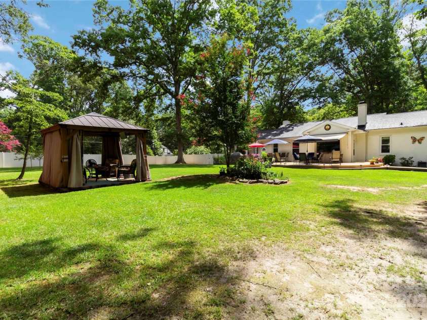 12 Bratton Avenue, York, SC 29745.  MLS# CAR4282517, YatesRealty ID 27623. 