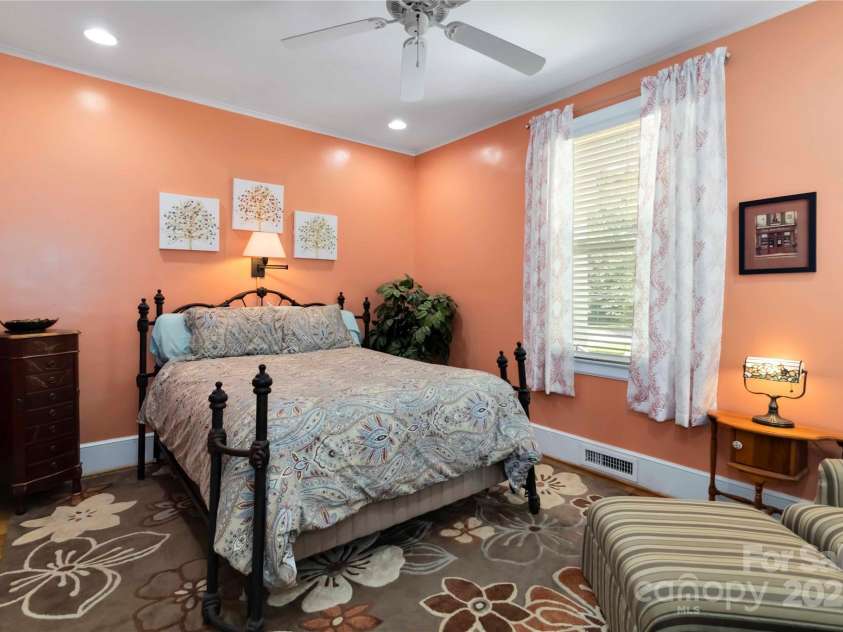 12 Bratton Avenue, York, SC 29745.  MLS# CAR4282517, YatesRealty ID 27623. Bedroom