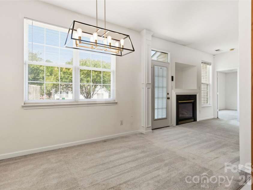 740 Aberdeen Glen Place, Charlotte, NC 28214.  MLS# CAR4382895, YatesRealty ID 27624. 