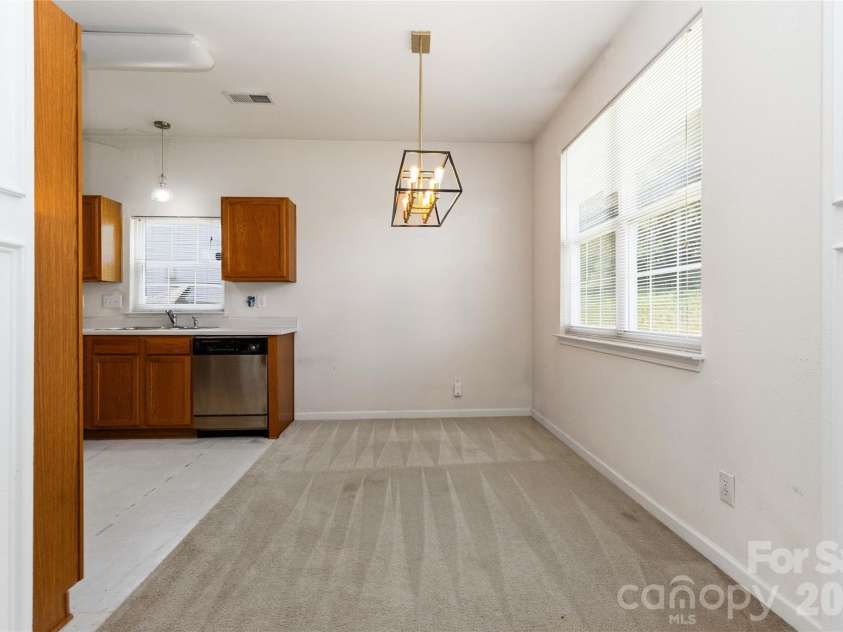 740 Aberdeen Glen Place, Charlotte, NC 28214.  MLS# CAR4382895, YatesRealty ID 27624. 