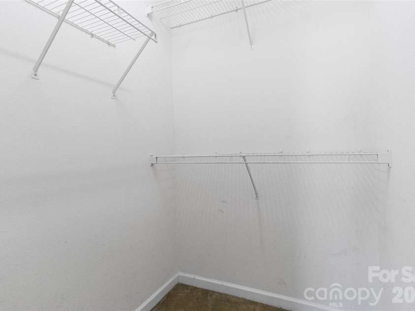 740 Aberdeen Glen Place, Charlotte, NC 28214.  MLS# CAR4382895, YatesRealty ID 27624. 